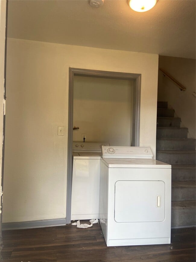 Photo - 5301 Collingsworth St Unit 8