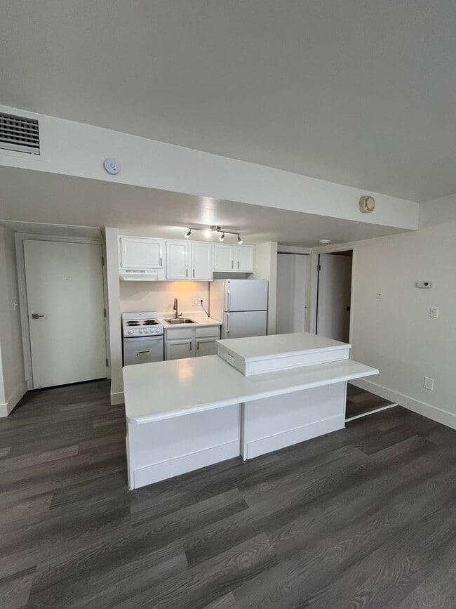 Building Photo - 7290 W Dean Rd Unit 368E