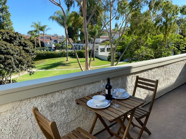 Outdoor dining with gorgeous views - 5146 Dorado Dr Unit Fully Furnished