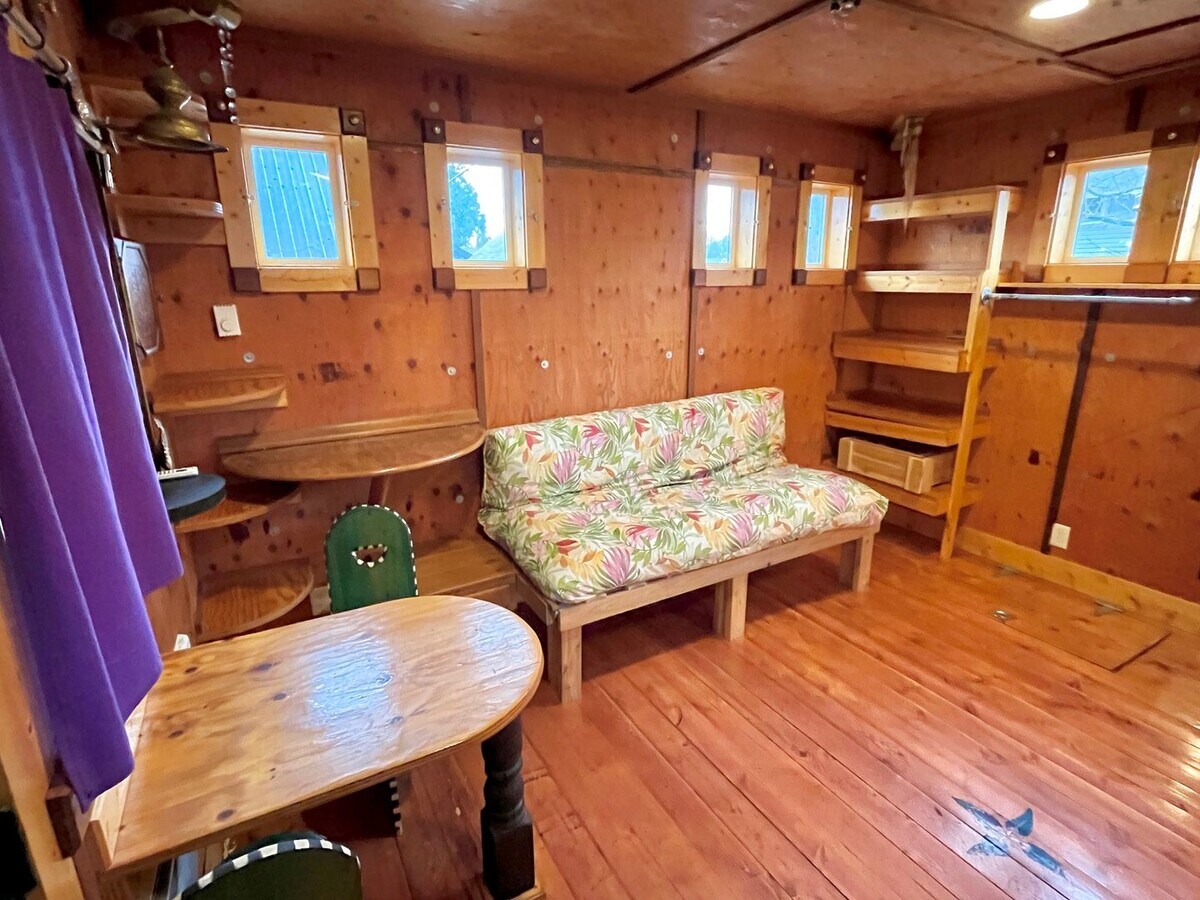 Photo - GANTJ01 Unidad 3933 #3