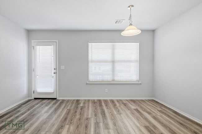 Photo - Brand New 4/2/2 in The Heights neighborhood | MOVE IN SPECIAL!