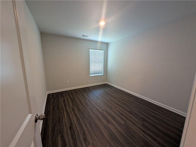 Photo - 102 Brexley Dr