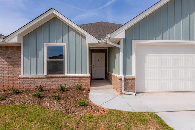 Photo - 8401 NW 162nd St