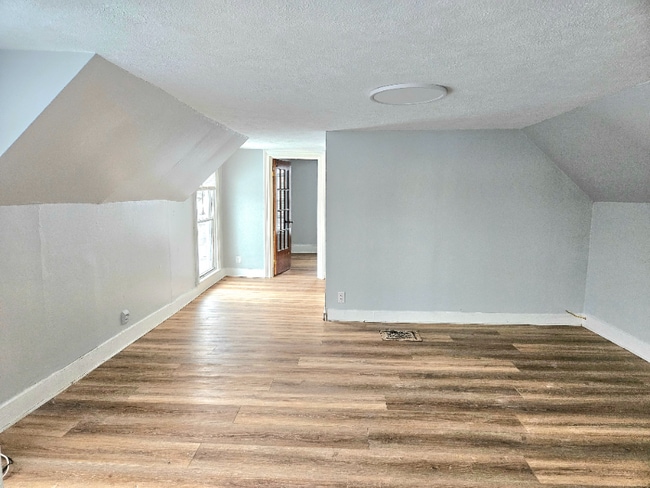 Photo - 25 Saltonstall St Unit Upstairs