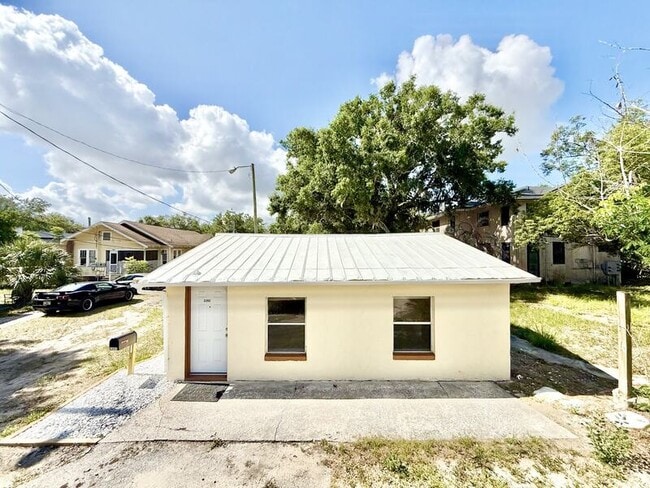 Photo - 335 E Central Ave