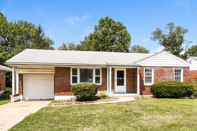 1249 Waldorf Dr