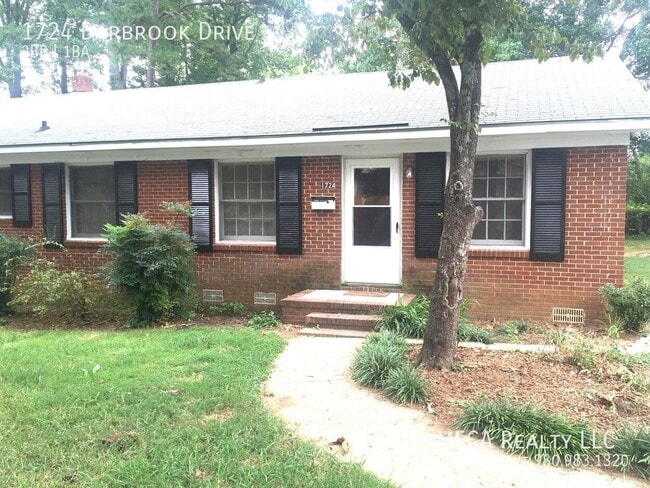 Building Photo - 1724 Darbrook Dr