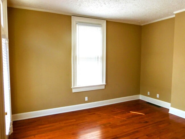 Living Room - 1117 Belvedere St Unit 1