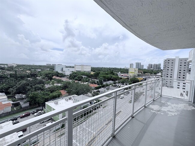 Photo - 2600 SW 27th Ave Unit 1004