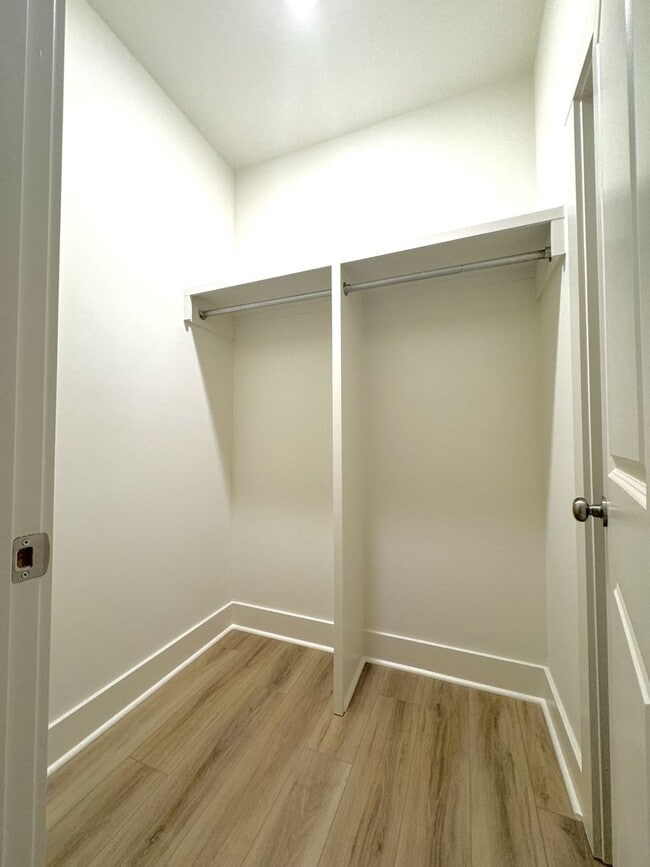 1112 Runningvine Ln