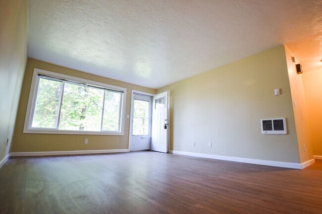 Photo - 27-12695-12699 Unit 12699