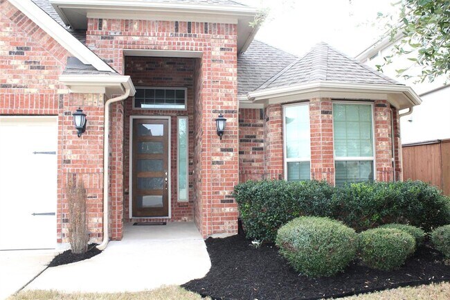 Photo - 2765 Sorano Ave