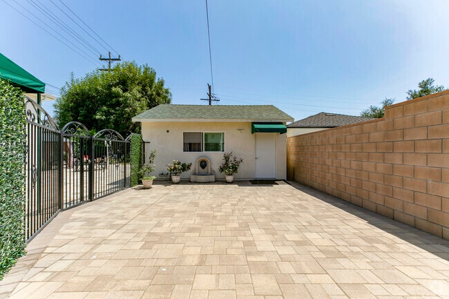 Building Photo - 1748 Opechee Way Rental