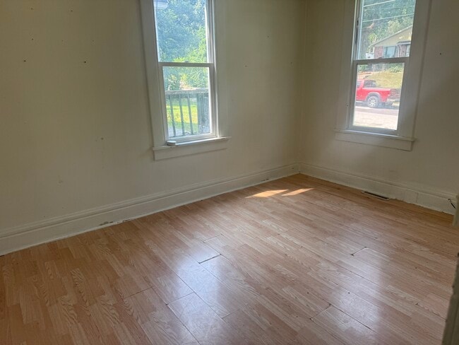 Photo - 601 Alexander Ave