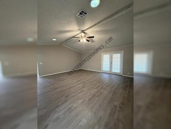 Photo - 1011 Taurus Dr