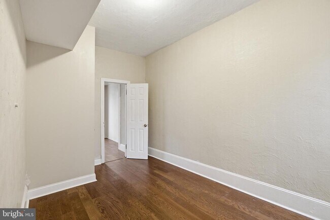 Photo - 632 W Cumberland St Unit 2