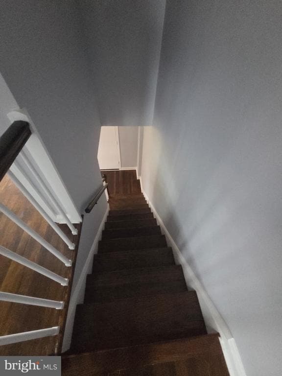 Photo - 7545 Ives Ln