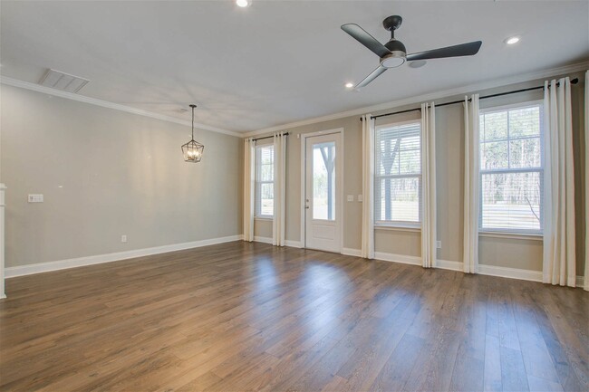 Photo - 153 Trailview Ln Townhome