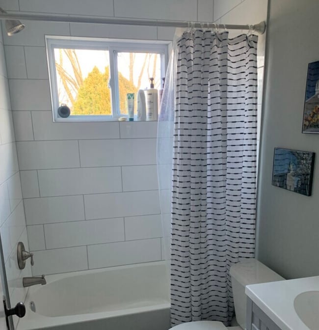 Photo - 437 Claranna Avenue Unit #2