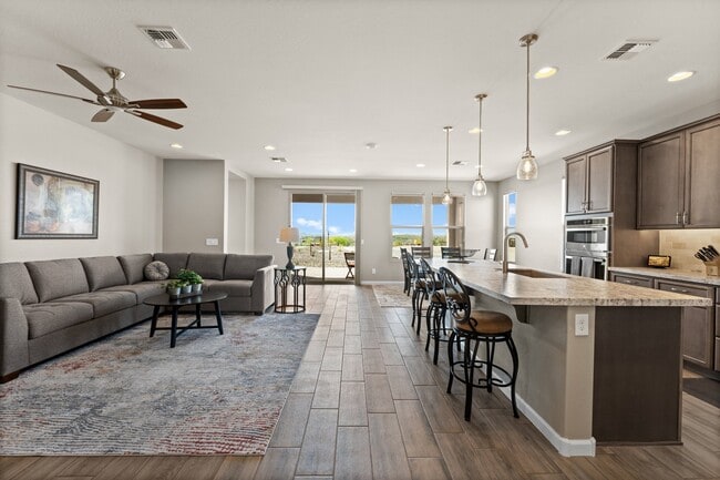 Photo - 4002 Desert Moon Dr