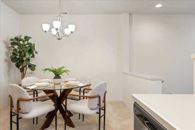 Photo - 2bd/1.75ba Sammamish Townhome