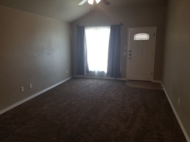 Photo - 4302 Hunters Pl Dr Unit B