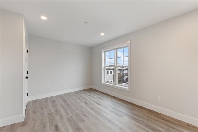 Photo - 10 Geneva St Unit #7