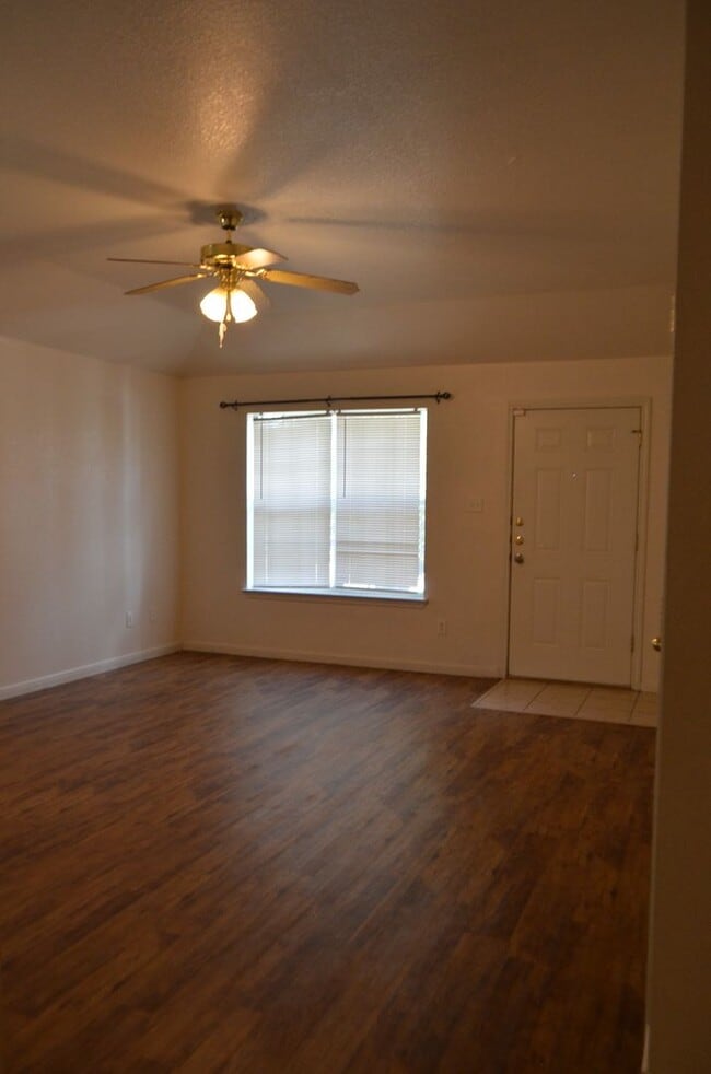 603 Bermuda St Unidad 603 Bermuda #B