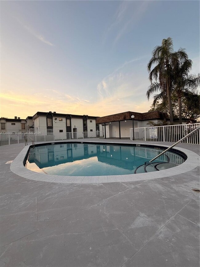 Photo - 7250 SW 94th Pl Unit B8