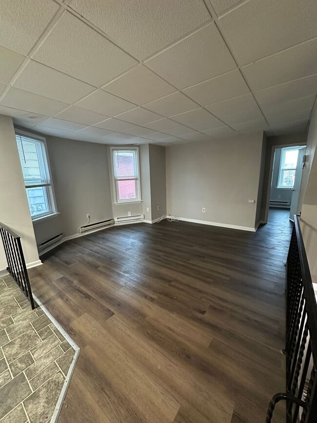 Photo - 121 Chestnut St Unit 2nd Floor