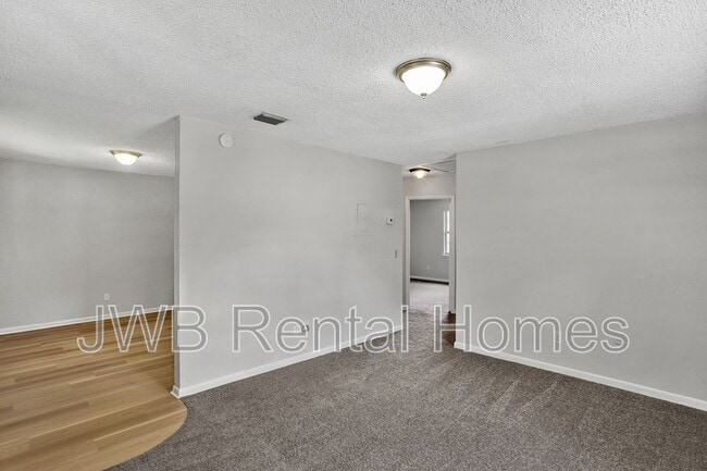 Photo - 7120 Buffalo Ave