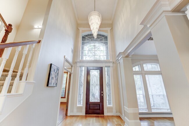 Photo - 130 E Capstone Cir