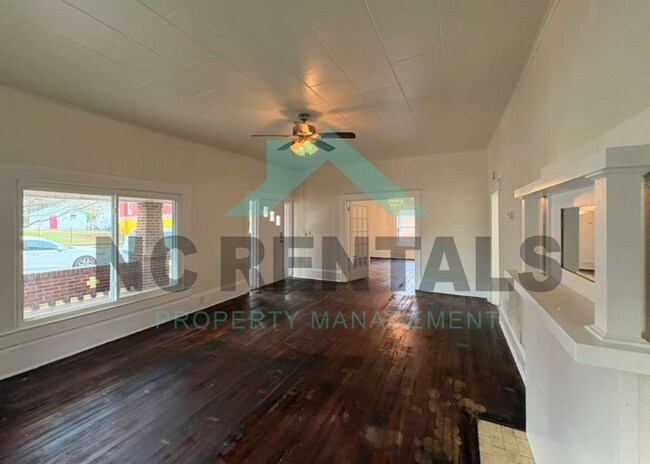 Photo - 113 S 2nd Ave