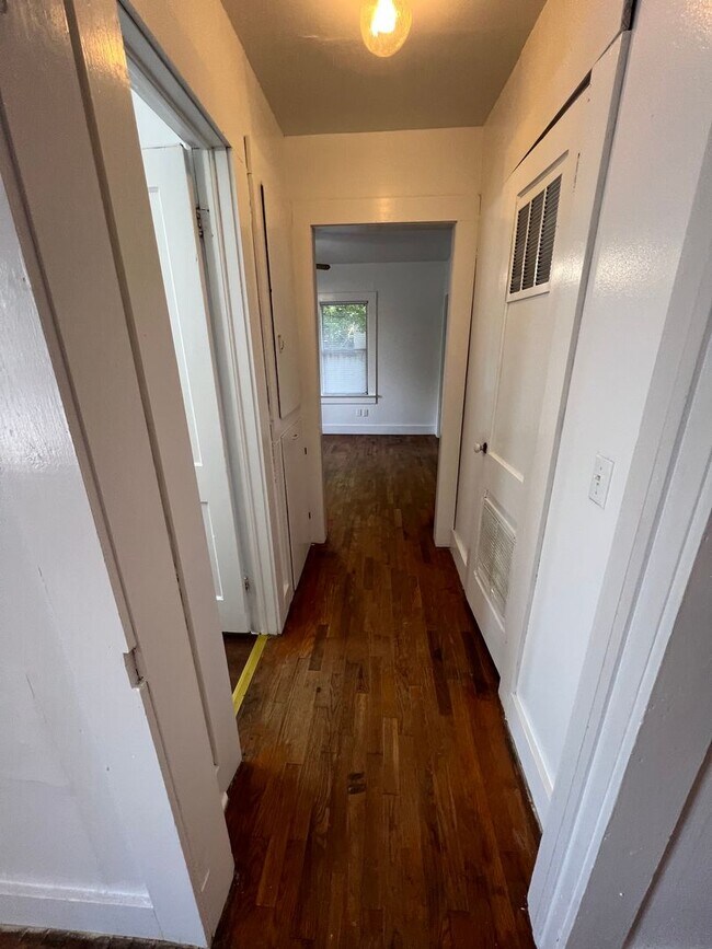 Photo - 2 Bed 1 Bath House