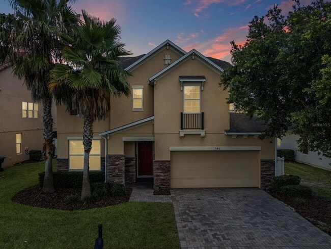 Photo - 946 Suffolk Pl