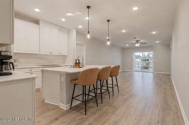 Photo - 13849 Harlowton Ave