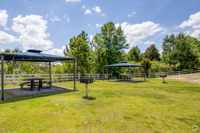 Picnic & Grilling Area