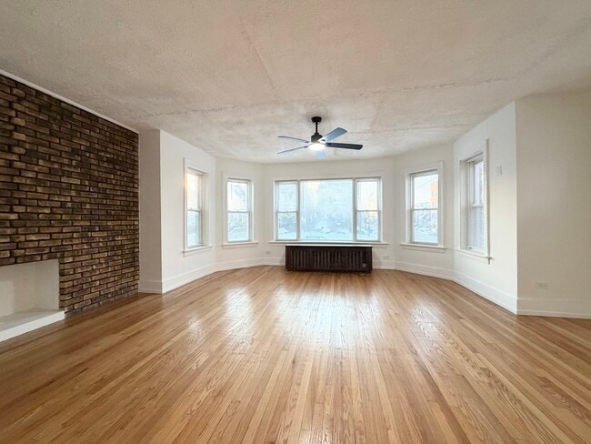 Photo - 7301 S Constance Ave