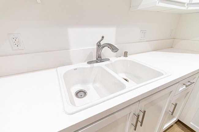 Photo - 3672 W Imperial Hwy Unit 202