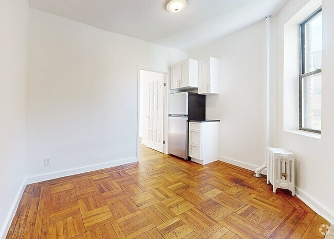 Building Photo - West 147th Street Unit 2B Rental