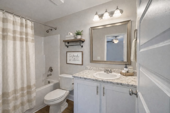 Photo - 119 Zetterower Rd