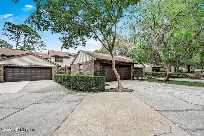 4251 Monument Rd Unit 803