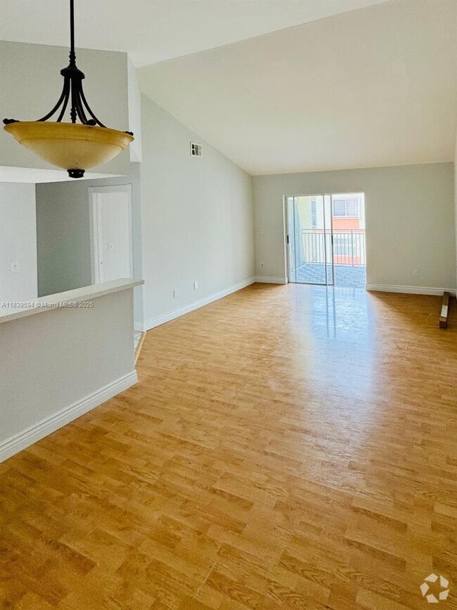 Building Photo - 18880 NW 57th Ave Unit 306 Rental