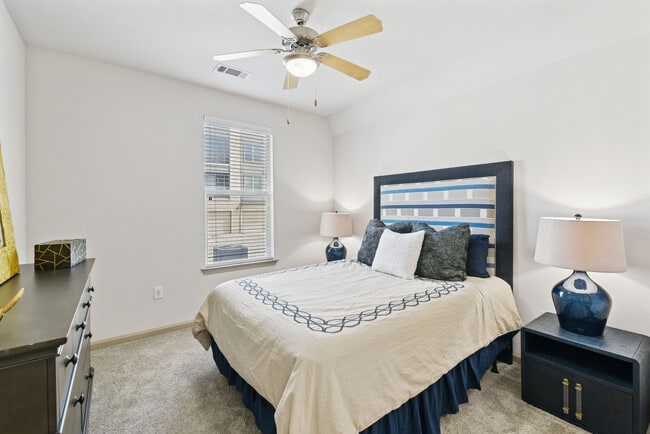 The View at Crown Ridge apartments — community photo