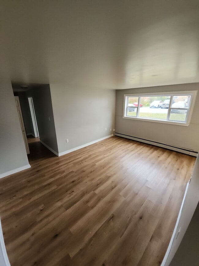 Photo - 63 Caledonia Rd Unit 3