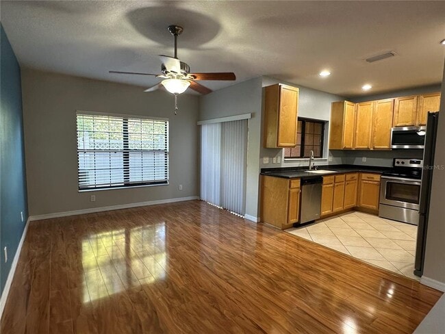 Photo - 30117 Mossbank Dr