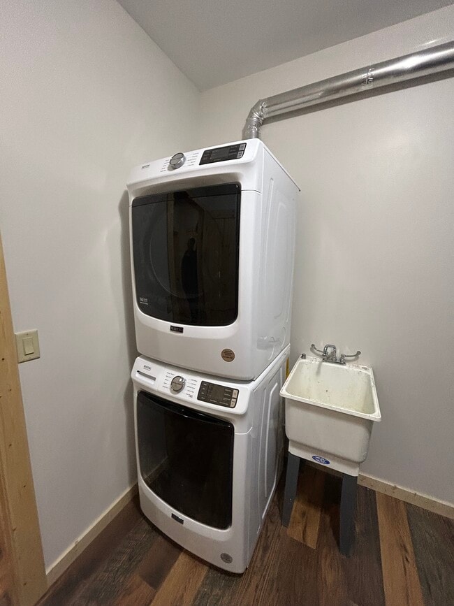 Photo - 9117 Nukala Rd