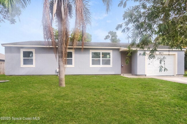 Building Photo - 2831 SE Melaleuca Blvd Rental
