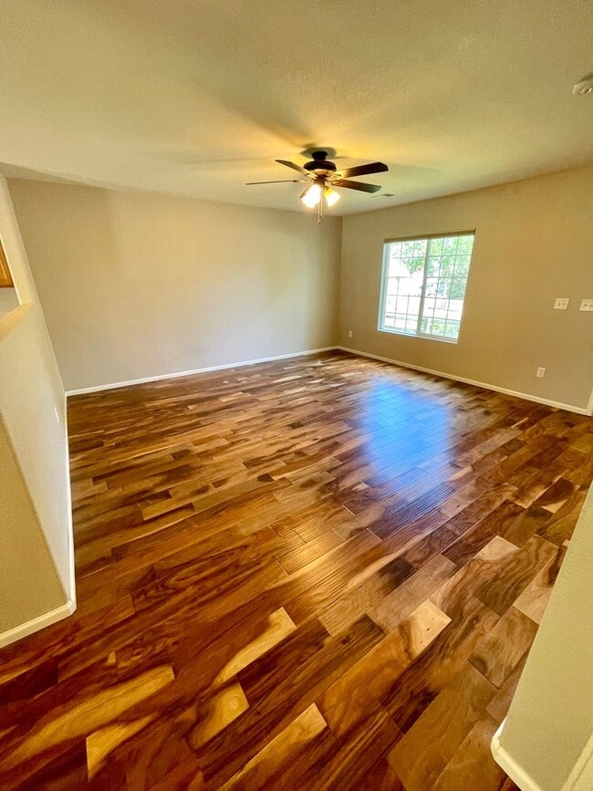 Photo - 6745 Brittany Dr