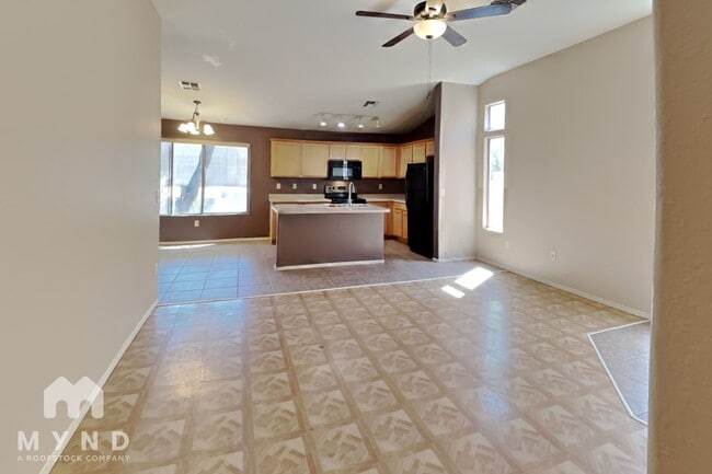 Photo - 2018 E Calle Arroyo Lindo